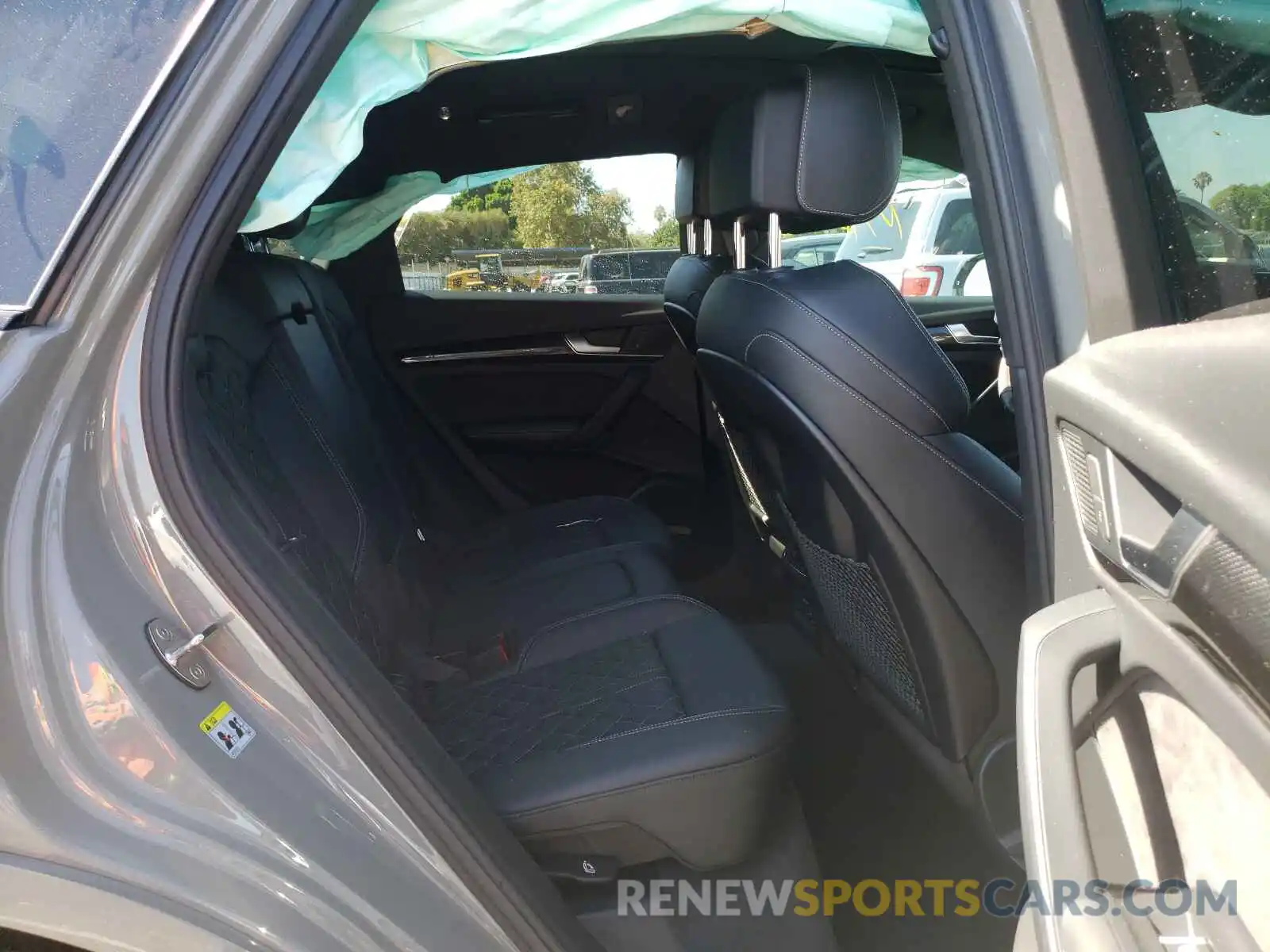 6 Photograph of a damaged car WA1B4AFY9K2064443 AUDI SQ5 2019