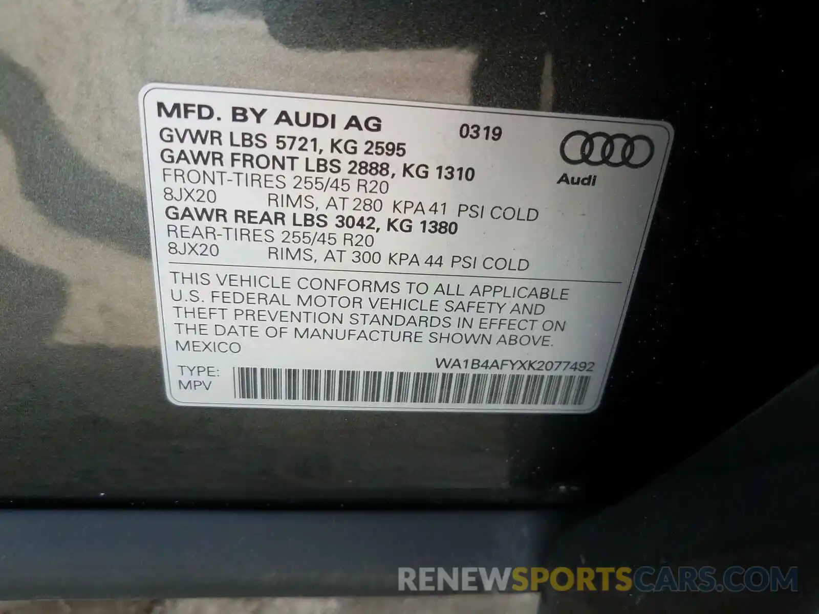 10 Photograph of a damaged car WA1B4AFYXK2077492 AUDI SQ5 2019