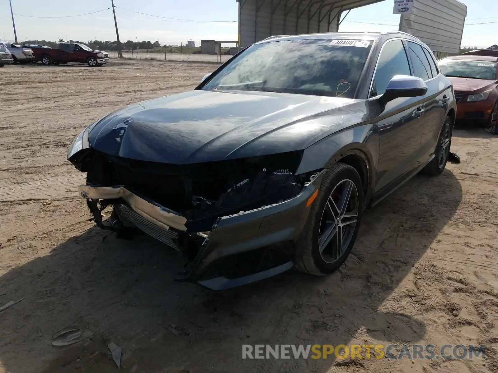 2 Photograph of a damaged car WA1B4AFYXK2077492 AUDI SQ5 2019