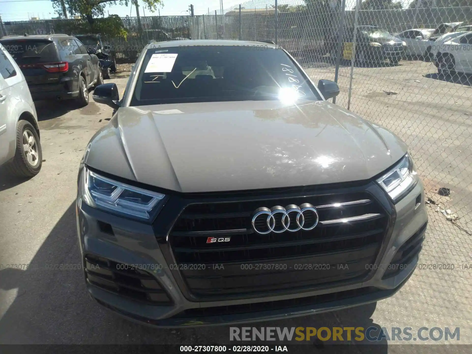 6 Photograph of a damaged car WA1B4AFYXK2098181 AUDI SQ5 2019