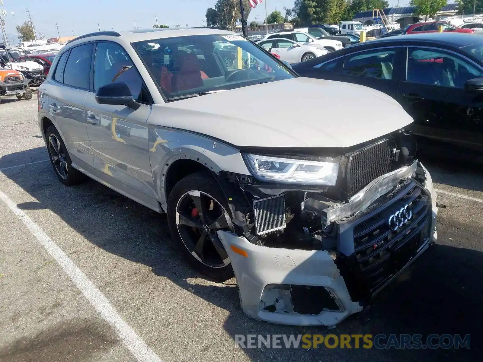 1 Photograph of a damaged car WA1B4AFYXK2120681 AUDI SQ5 2019