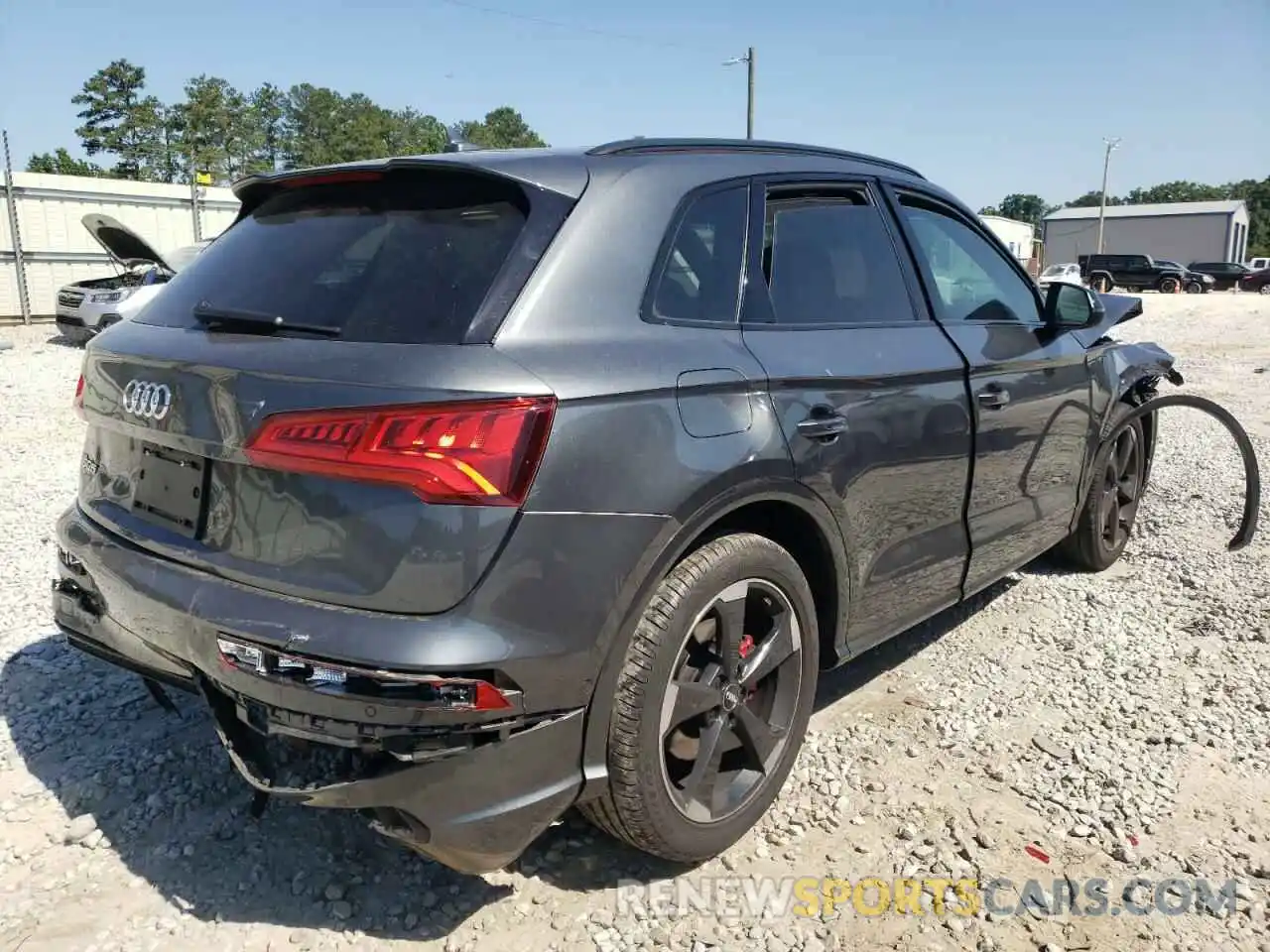 4 Photograph of a damaged car WA1C4AFY3K2003027 AUDI SQ5 2019