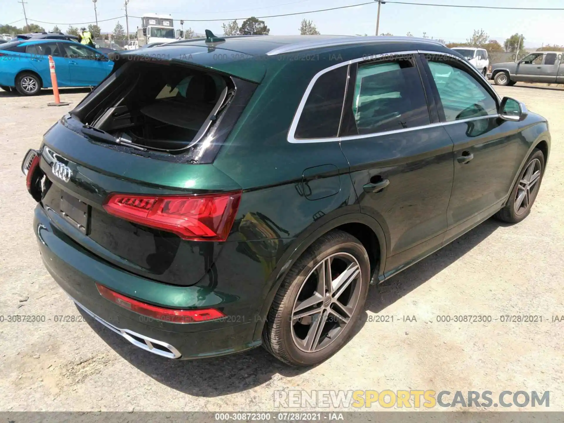 4 Фотография поврежденного автомобиля WA1C4AFY3K2098043 AUDI SQ5 2019