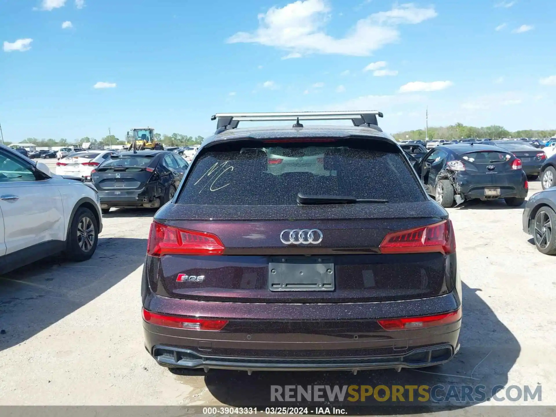 16 Photograph of a damaged car WA1C4AFY4K2130448 AUDI SQ5 2019