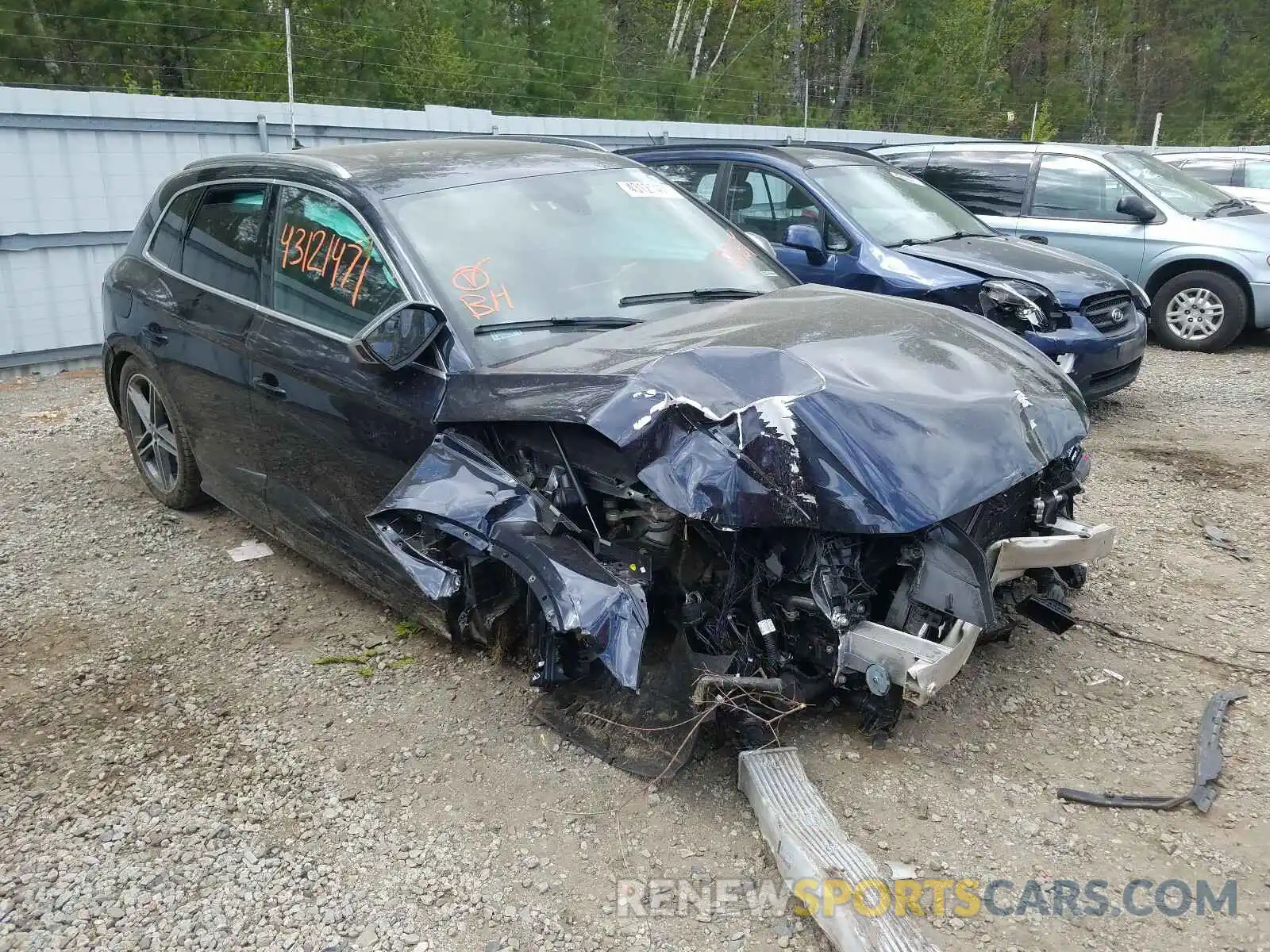 1 Photograph of a damaged car WA1C4AFY6K2044123 AUDI SQ5 2019