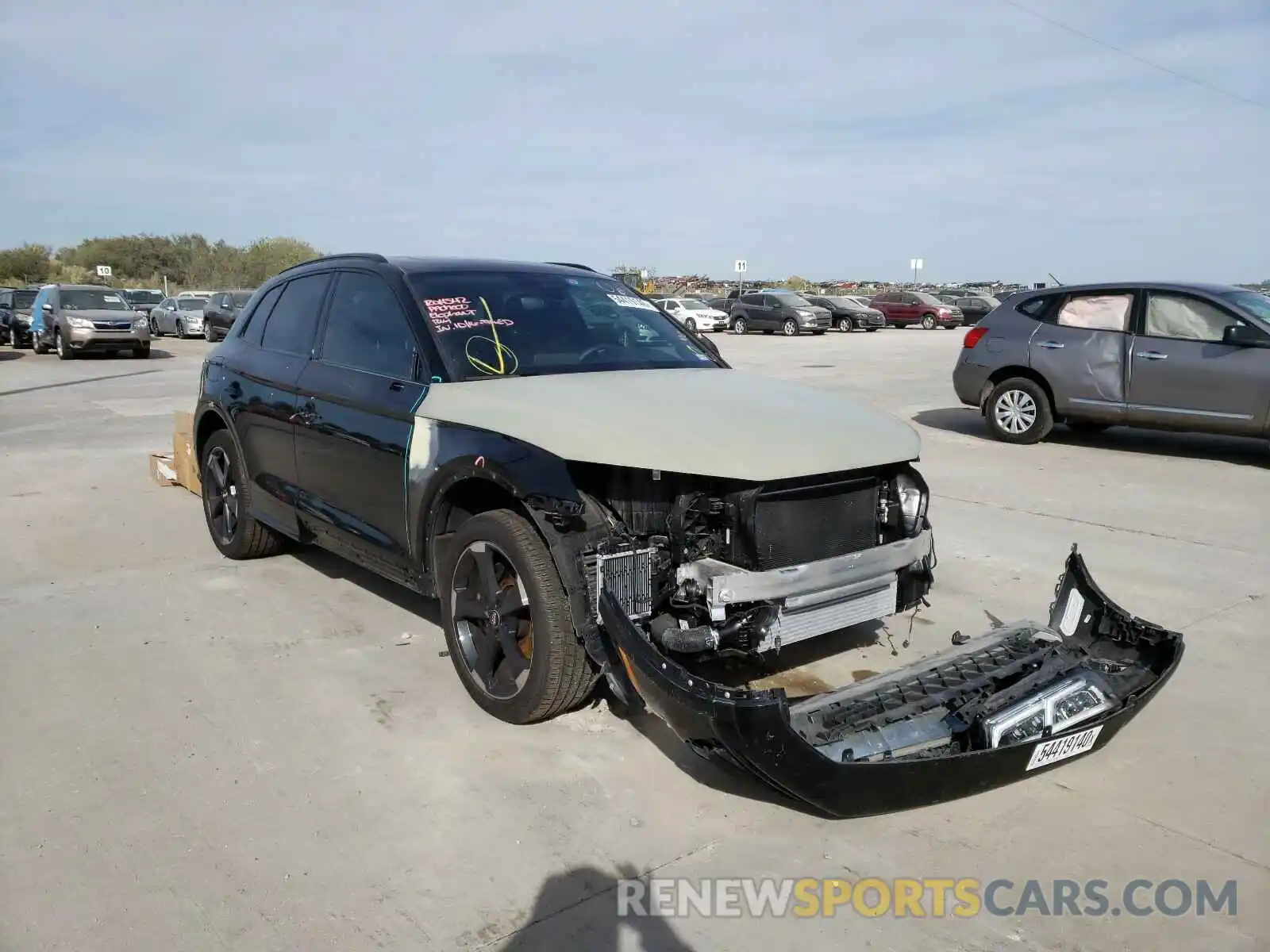 1 Photograph of a damaged car WA1C4AFY6K2089076 AUDI SQ5 2019