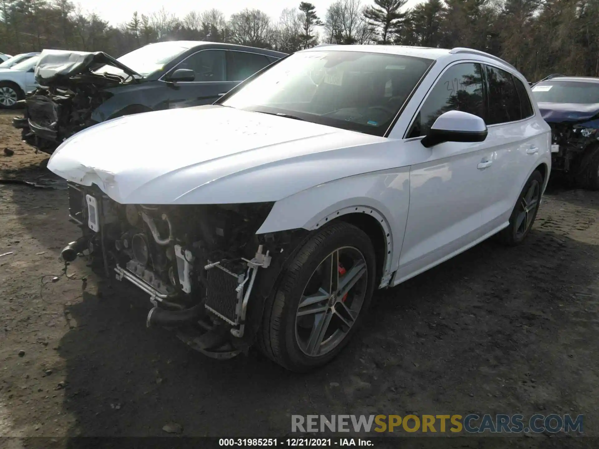 2 Photograph of a damaged car WA1C4AFY7K2003029 AUDI SQ5 2019