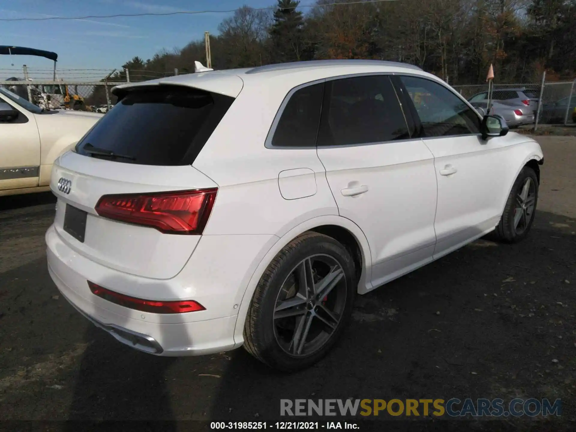 4 Фотография поврежденного автомобиля WA1C4AFY7K2003029 AUDI SQ5 2019