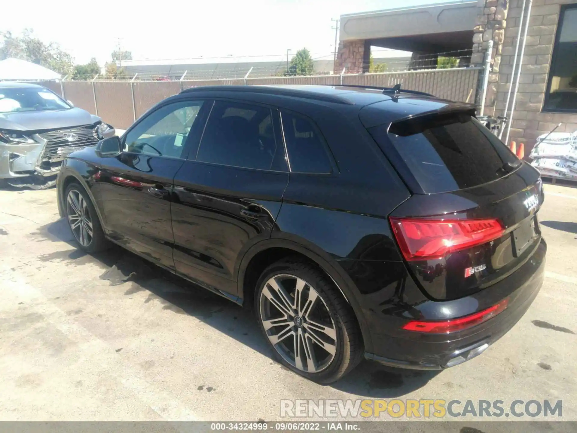 3 Photograph of a damaged car WA1C4AFY7K2039819 AUDI SQ5 2019