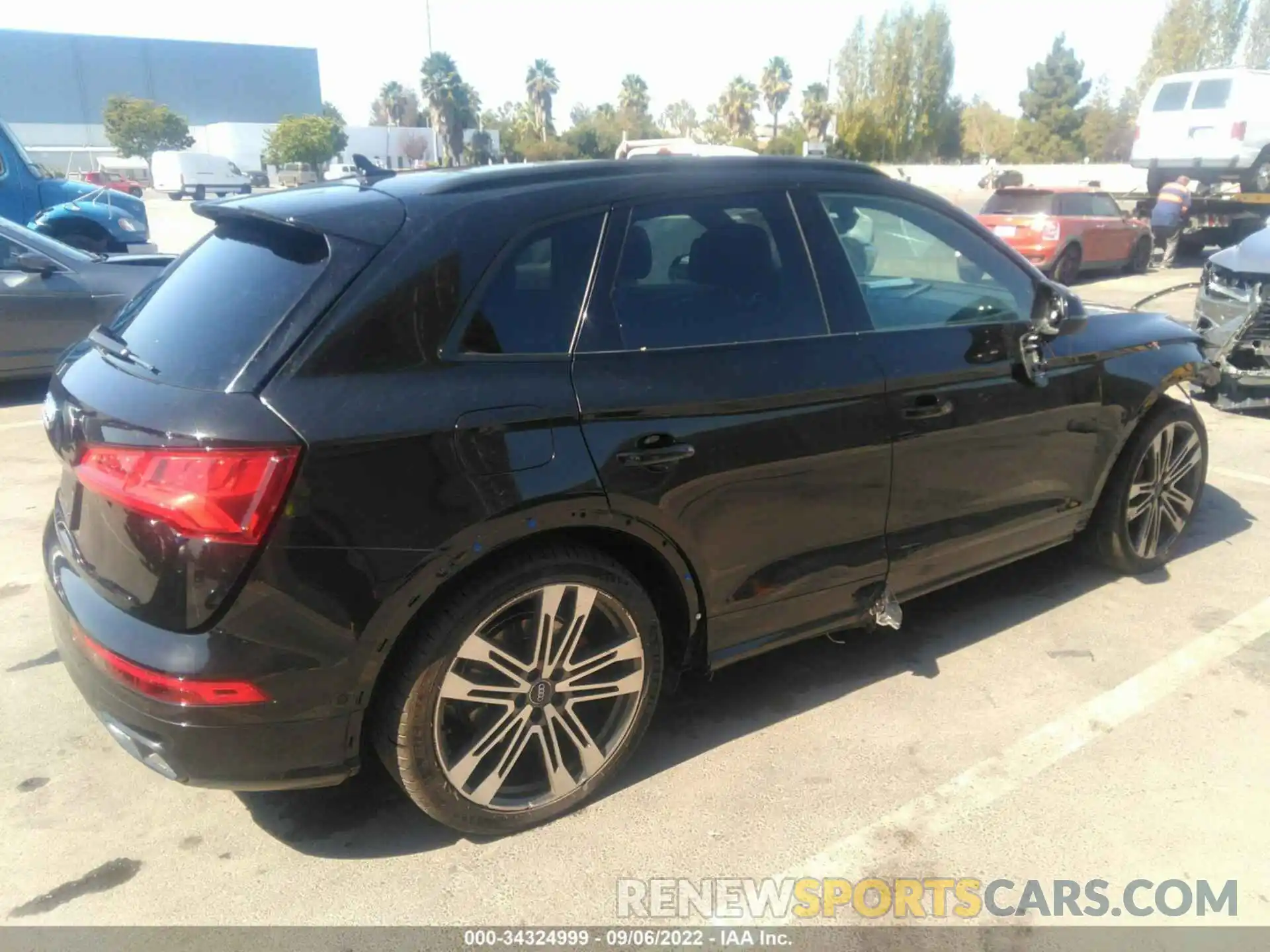 4 Photograph of a damaged car WA1C4AFY7K2039819 AUDI SQ5 2019