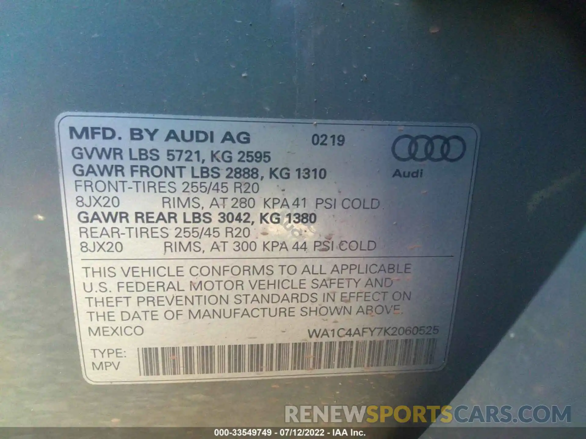 9 Photograph of a damaged car WA1C4AFY7K2060525 AUDI SQ5 2019