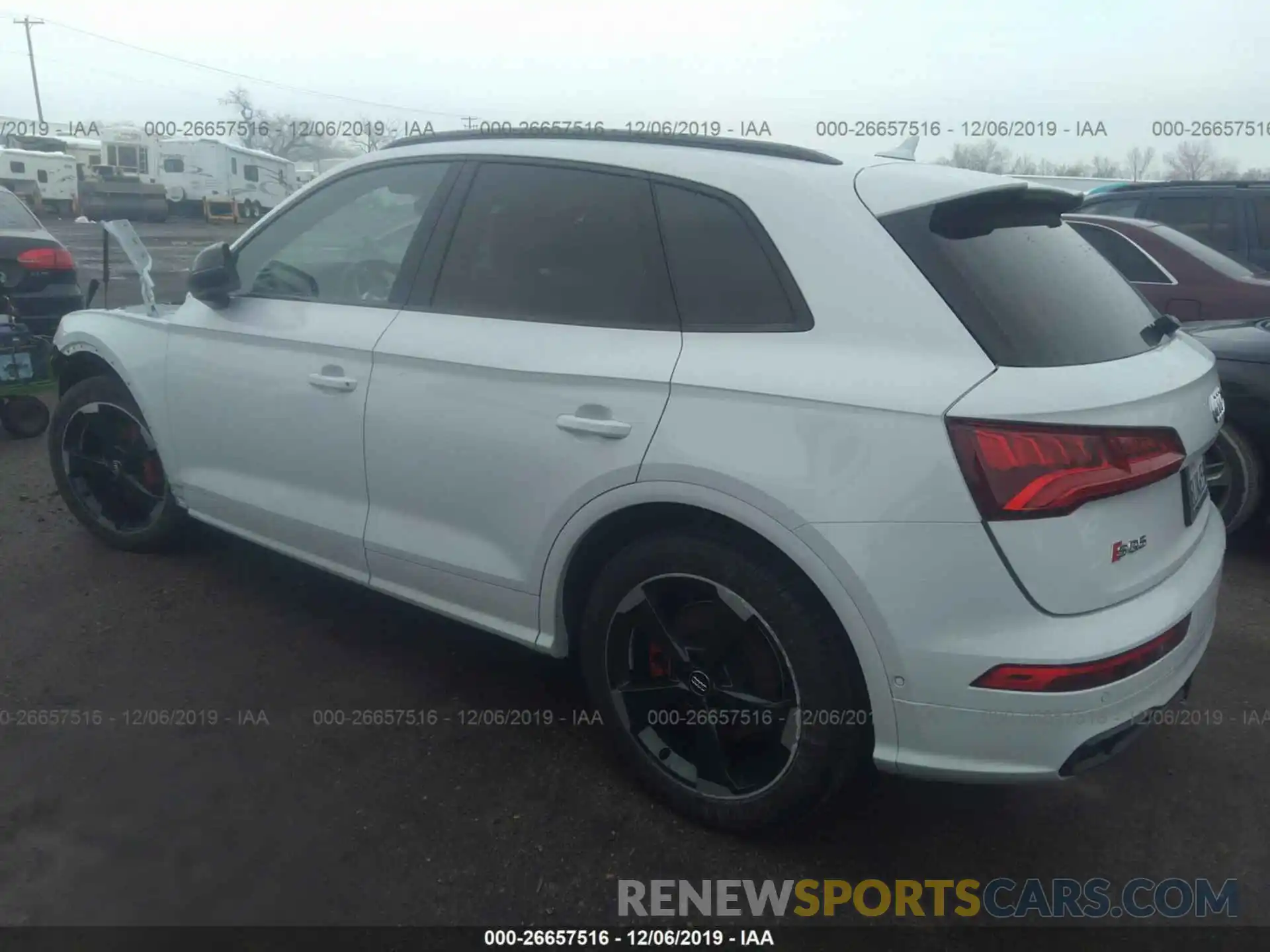 3 Фотография поврежденного автомобиля WA1C4AFY7K2116611 AUDI SQ5 2019