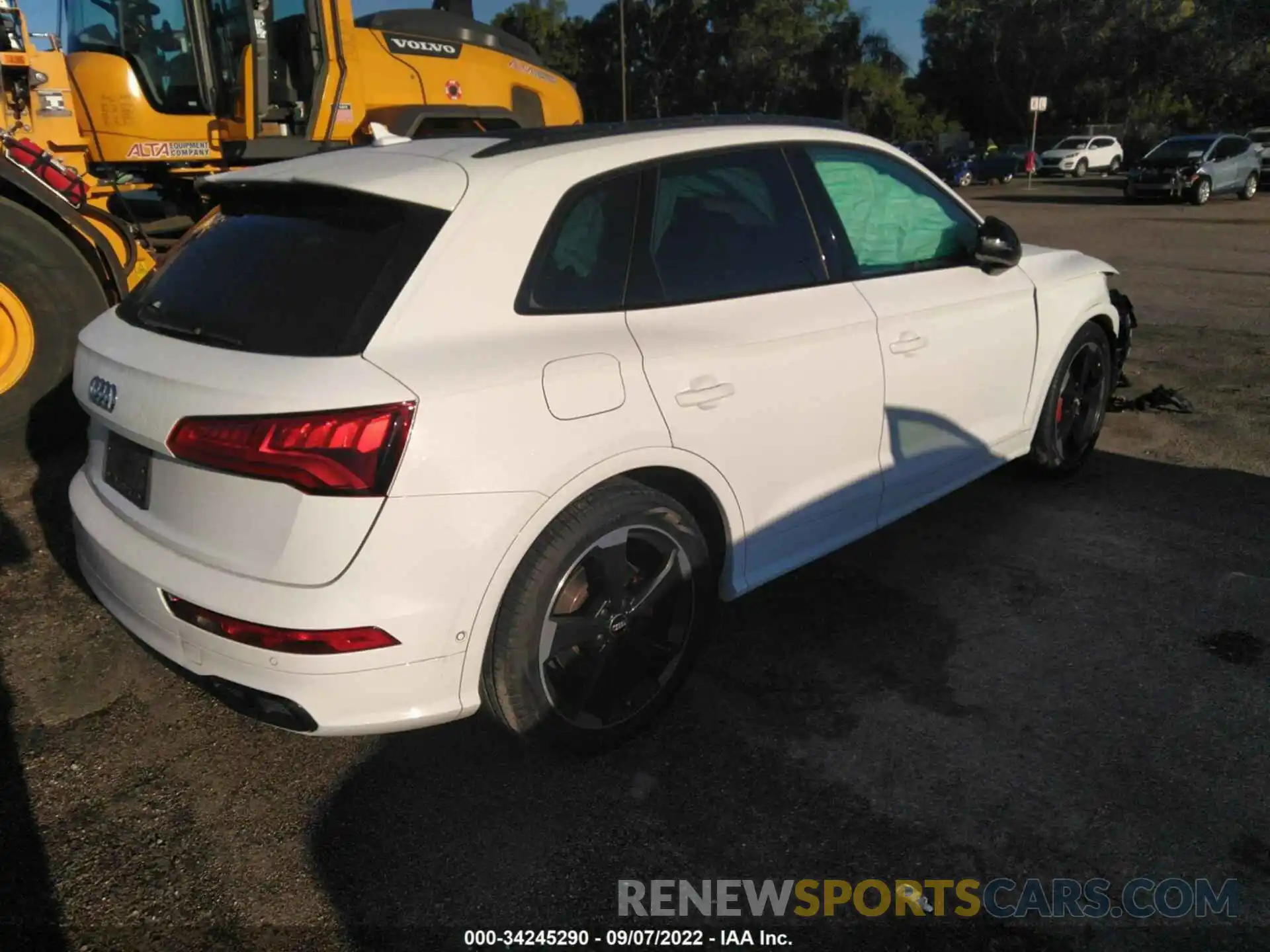 4 Photograph of a damaged car WA1C4AFY7K2121095 AUDI SQ5 2019