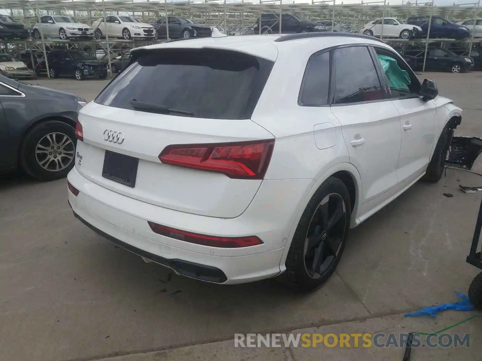 4 Фотография поврежденного автомобиля WA1C4AFY8K2041384 AUDI SQ5 2019