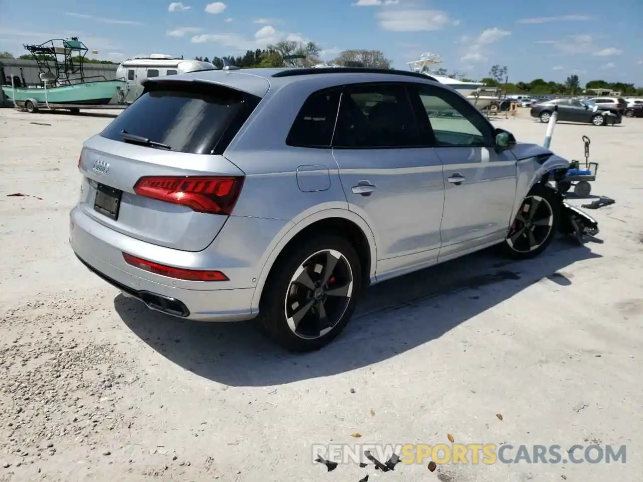 4 Photograph of a damaged car WA1C4AFY8K2101017 AUDI SQ5 2019