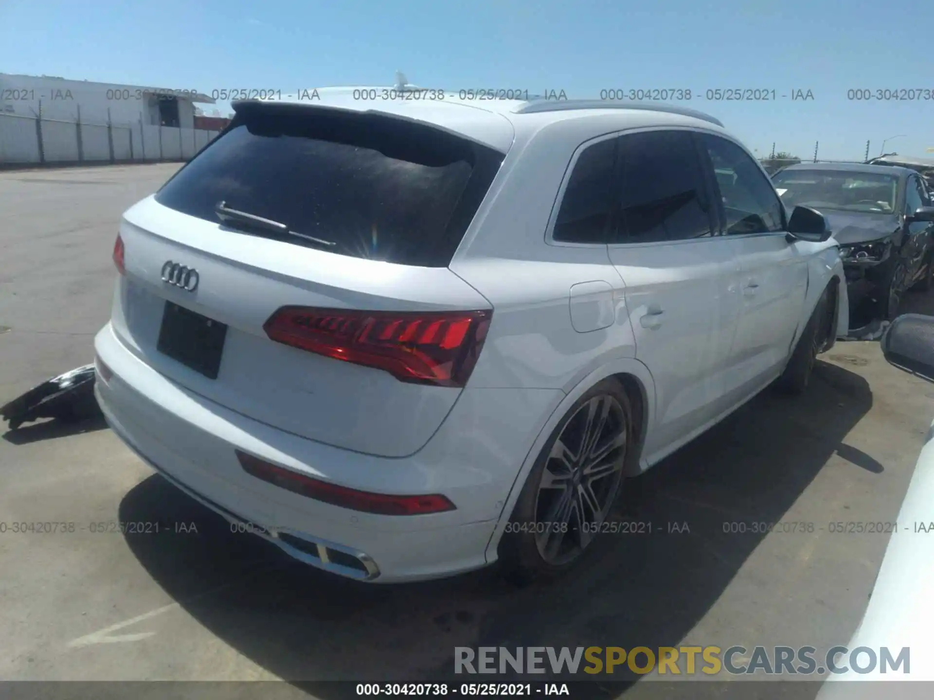 4 Photograph of a damaged car WA1C4AFYXK2041726 AUDI SQ5 2019