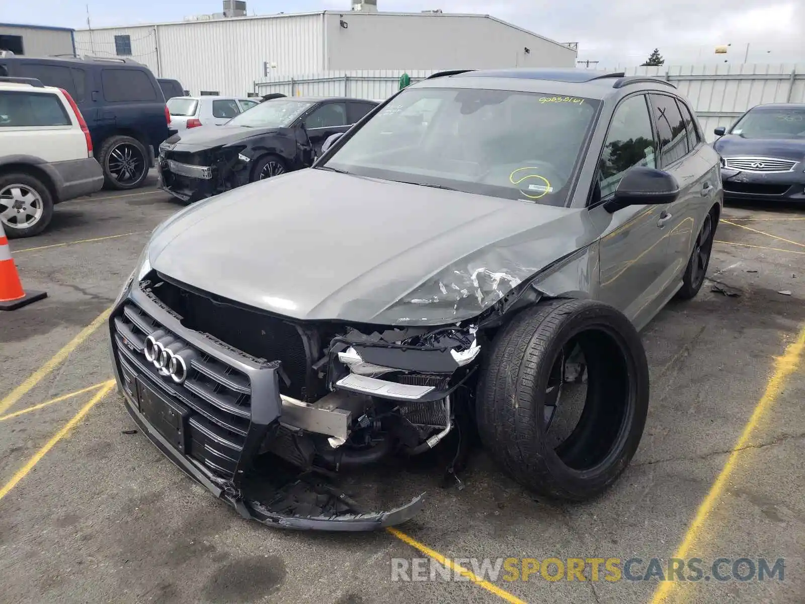 2 Photograph of a damaged car WA1C4AFYXK2080994 AUDI SQ5 2019