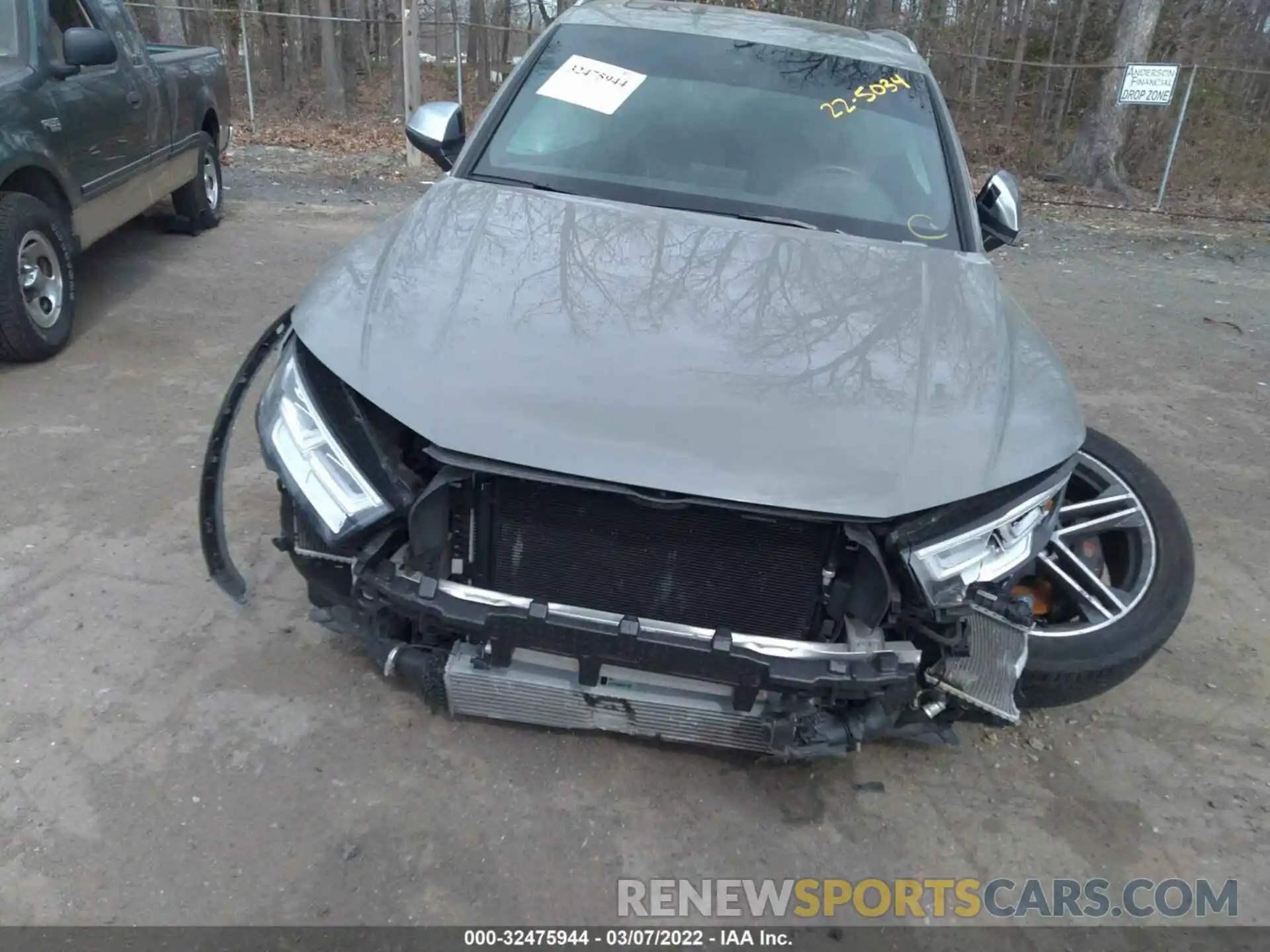 6 Photograph of a damaged car WA1A4AFY4L2066548 AUDI SQ5 2020