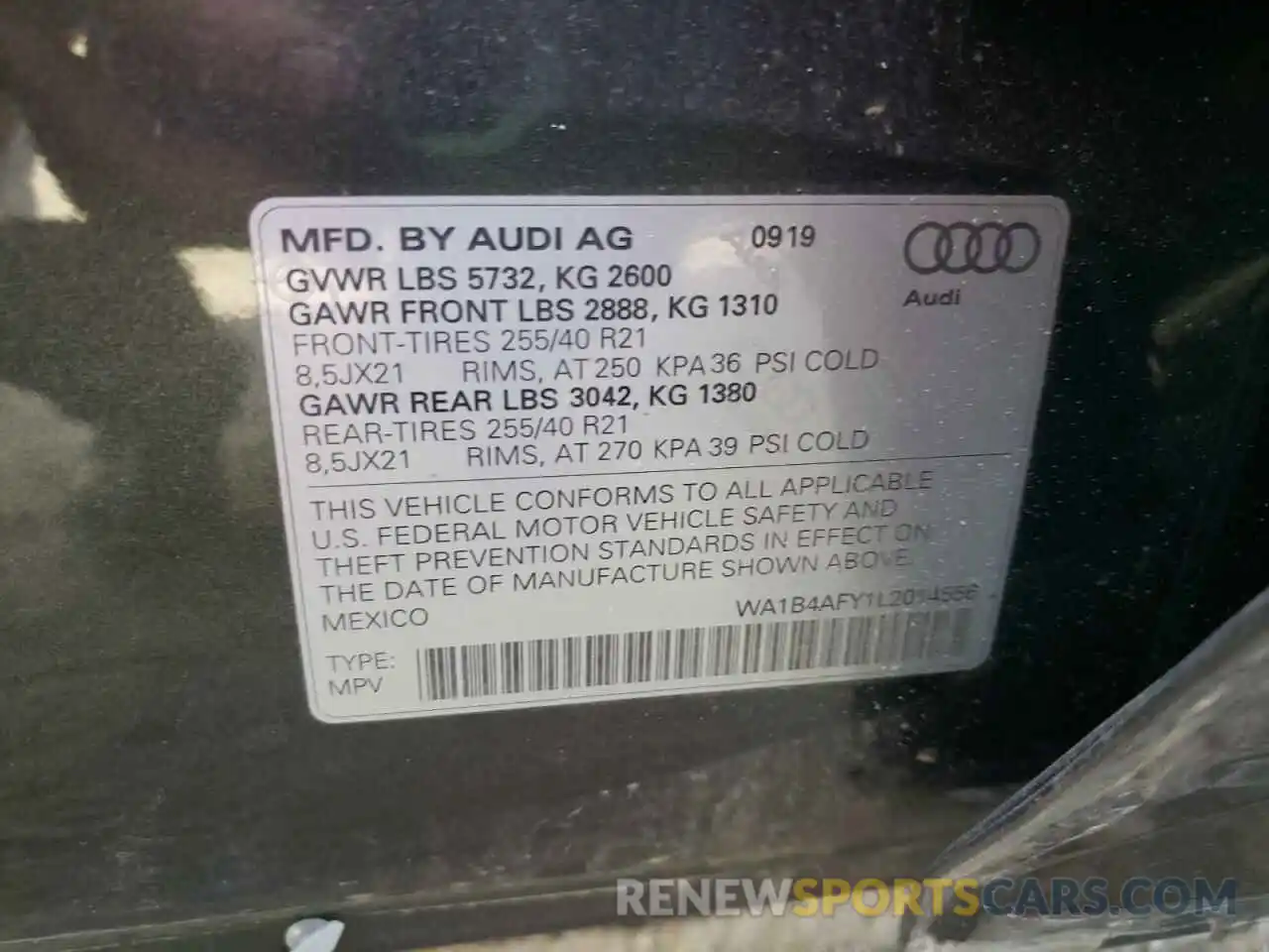 10 Photograph of a damaged car WA1B4AFY1L2014556 AUDI SQ5 2020