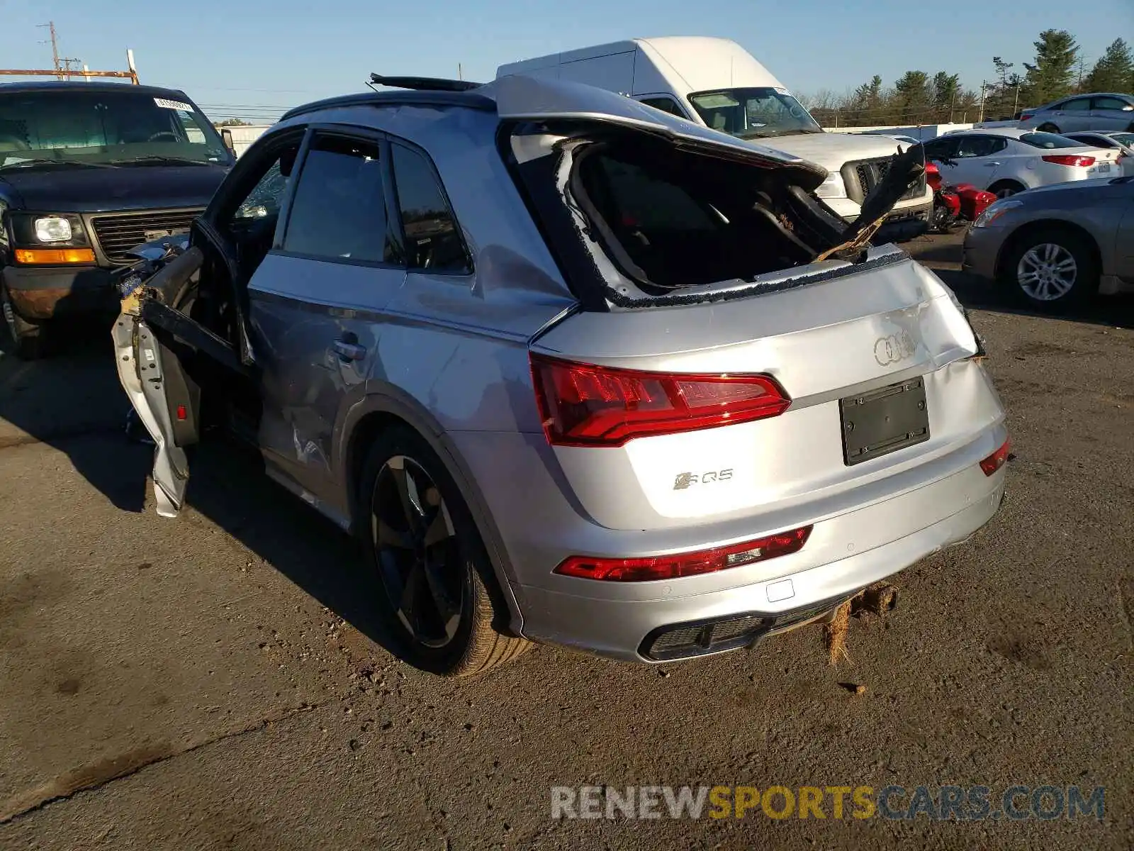 3 Photograph of a damaged car WA1B4AFY1L2083005 AUDI SQ5 2020