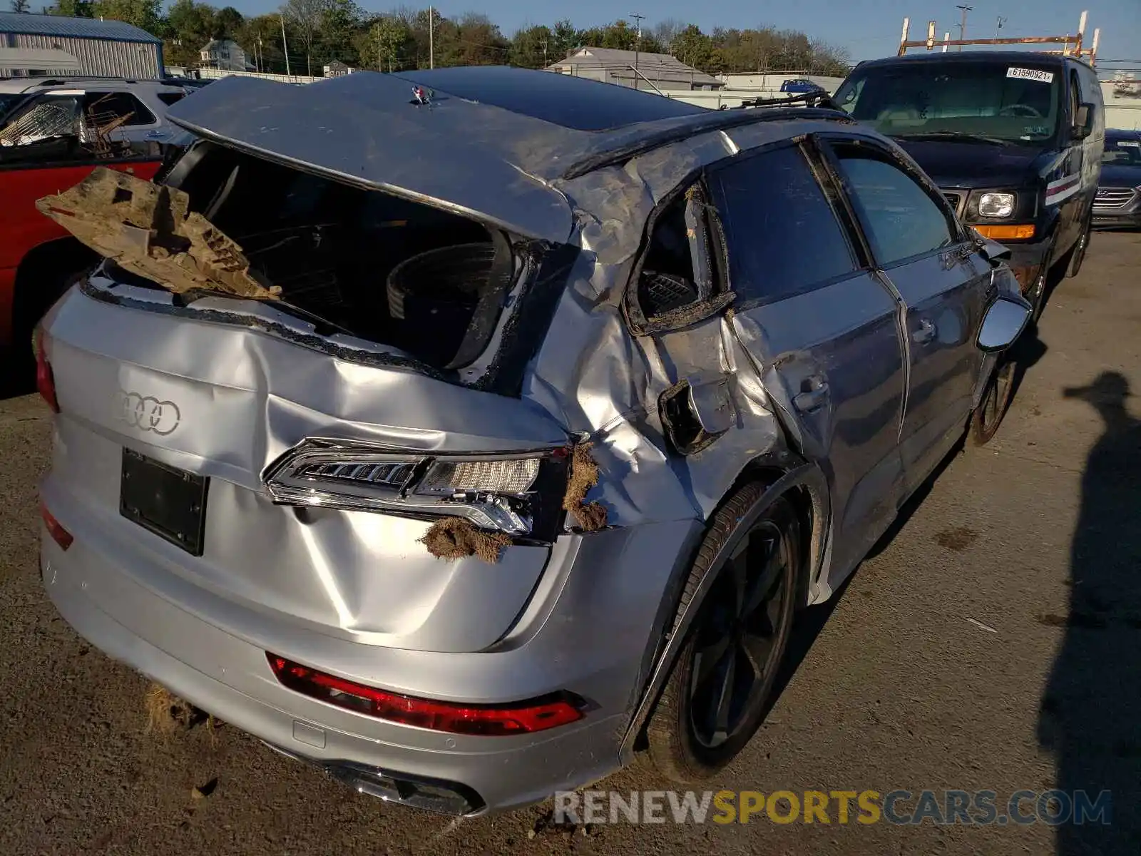 9 Photograph of a damaged car WA1B4AFY1L2083005 AUDI SQ5 2020