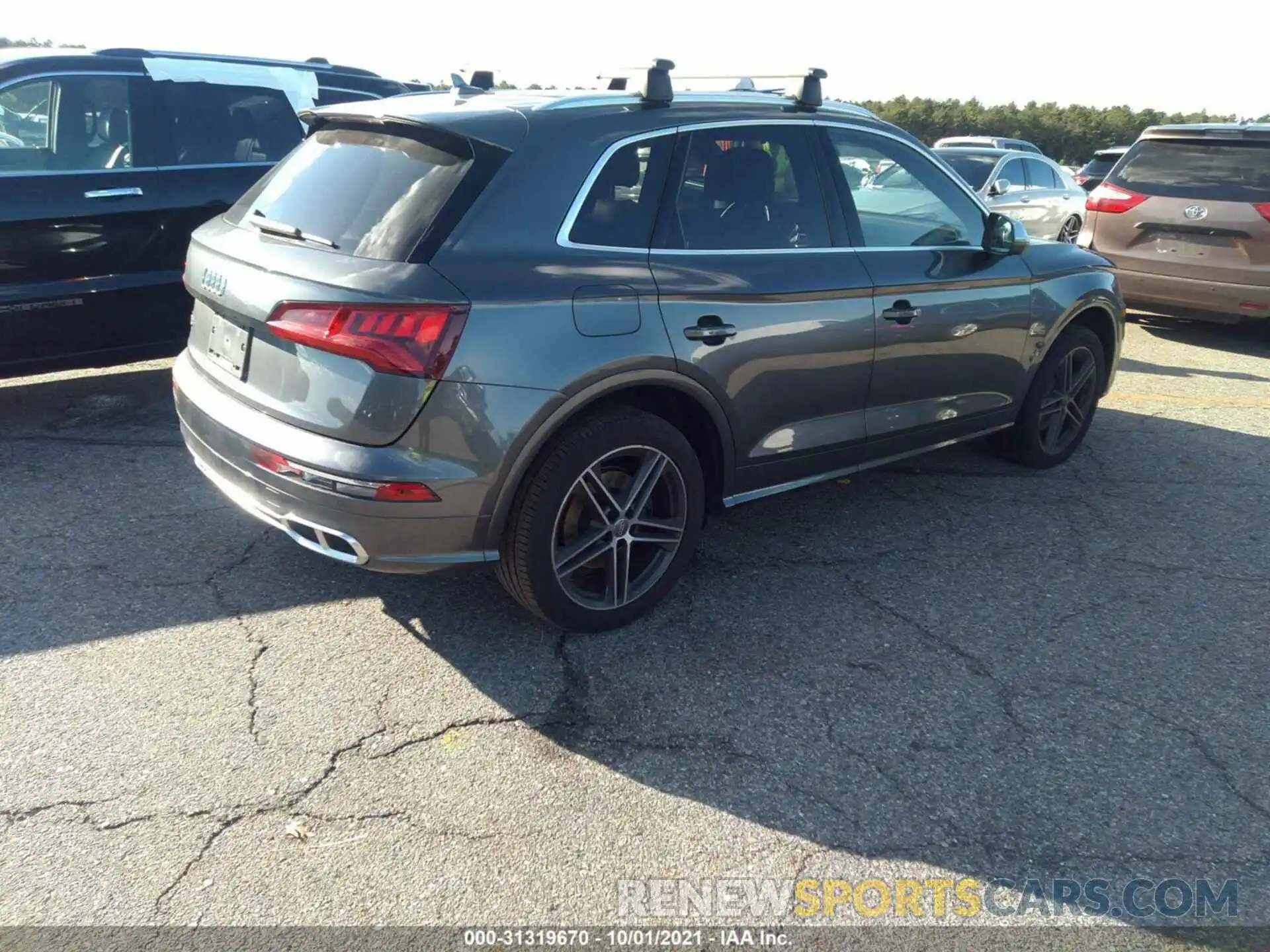 4 Photograph of a damaged car WA1B4AFY1L2093050 AUDI SQ5 2020