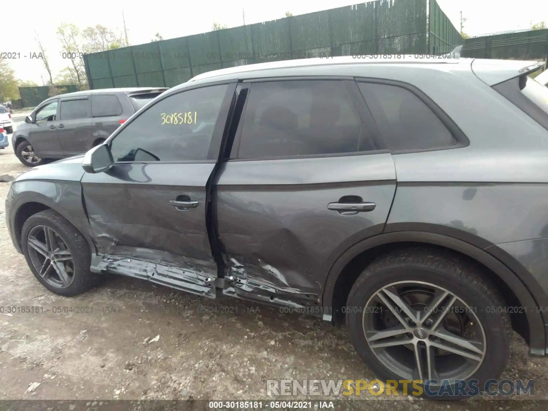 6 Фотография поврежденного автомобиля WA1B4AFY2L2010953 AUDI SQ5 2020