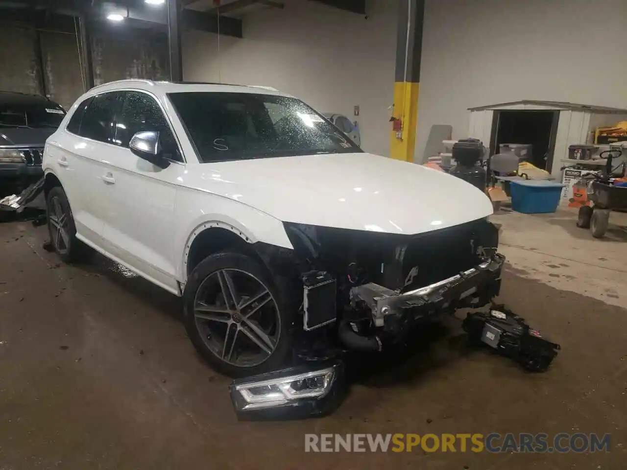 1 Photograph of a damaged car WA1B4AFY2L2017319 AUDI SQ5 2020