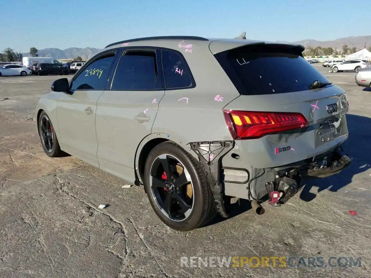 3 Photograph of a damaged car WA1B4AFY3L2071891 AUDI SQ5 2020