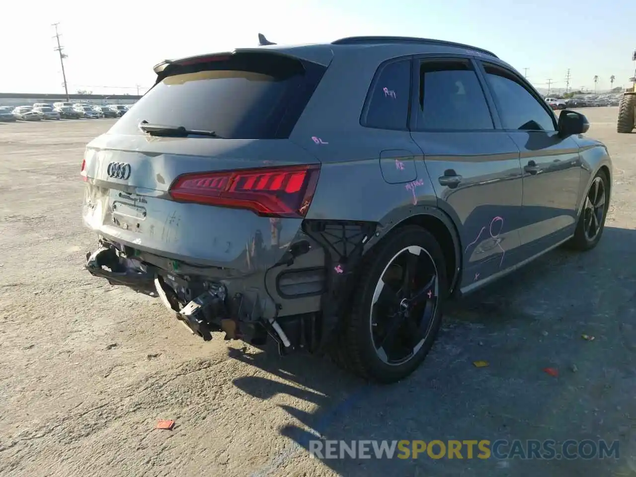 4 Фотография поврежденного автомобиля WA1B4AFY3L2071891 AUDI SQ5 2020