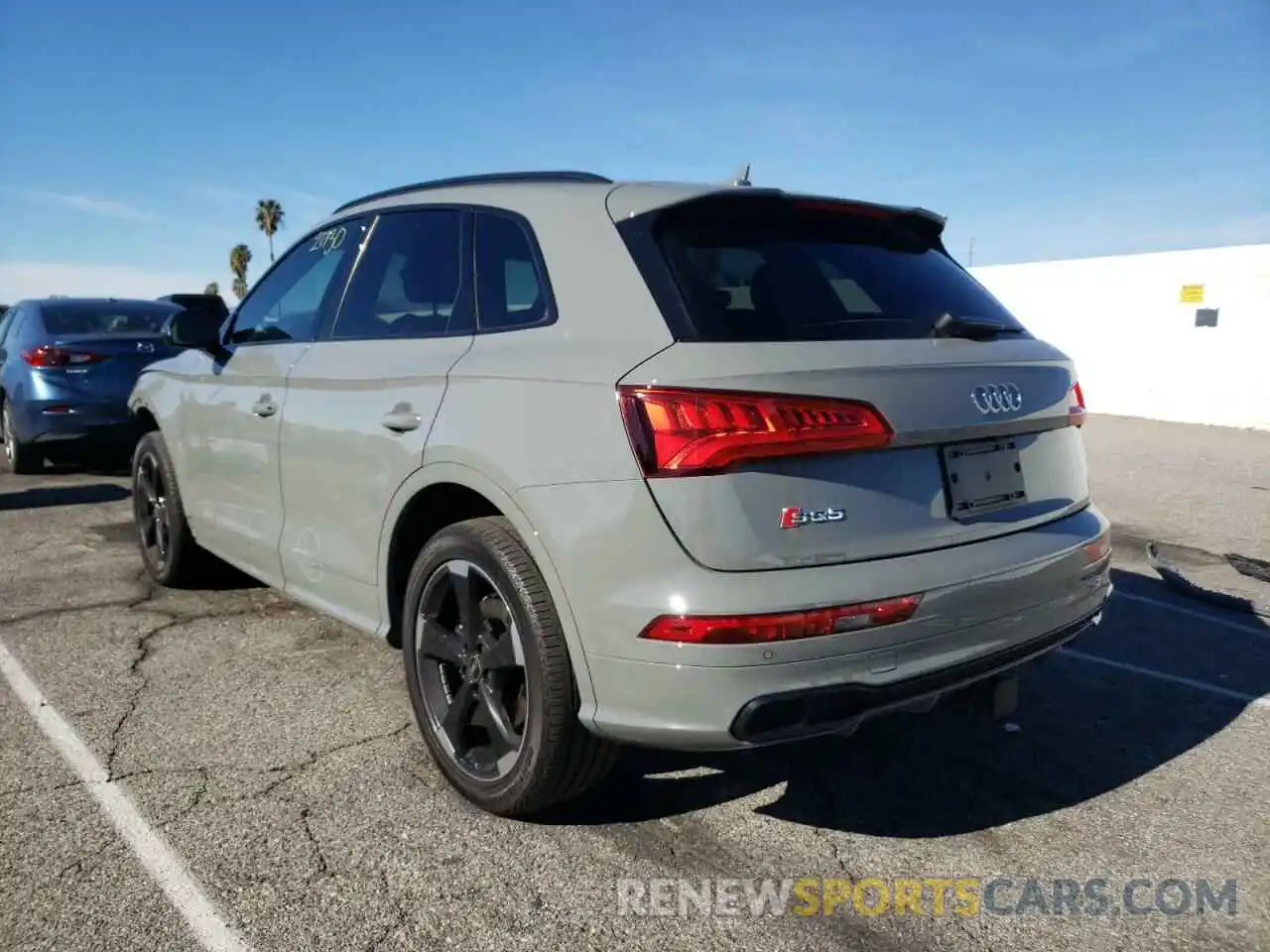 3 Photograph of a damaged car WA1B4AFY3L2123441 AUDI SQ5 2020