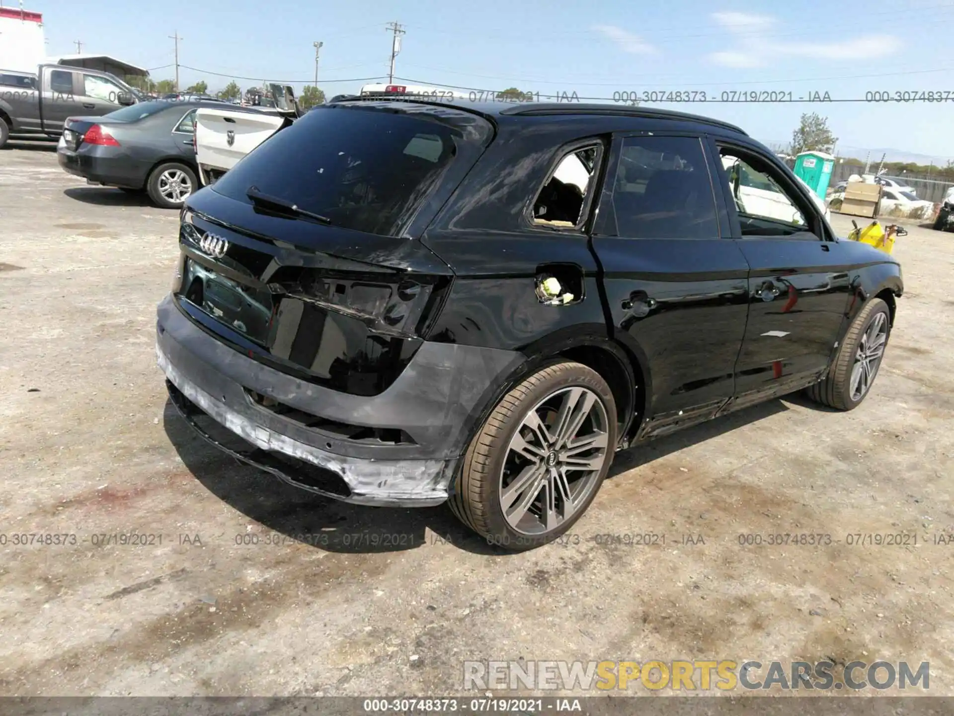 4 Фотография поврежденного автомобиля WA1B4AFY4L2066456 AUDI SQ5 2020