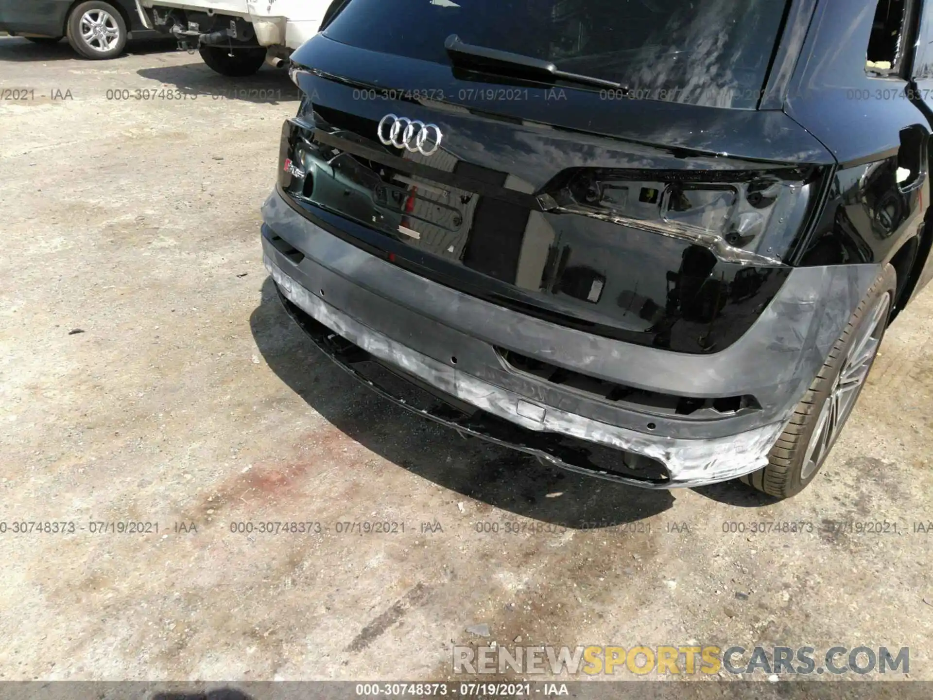 6 Фотография поврежденного автомобиля WA1B4AFY4L2066456 AUDI SQ5 2020