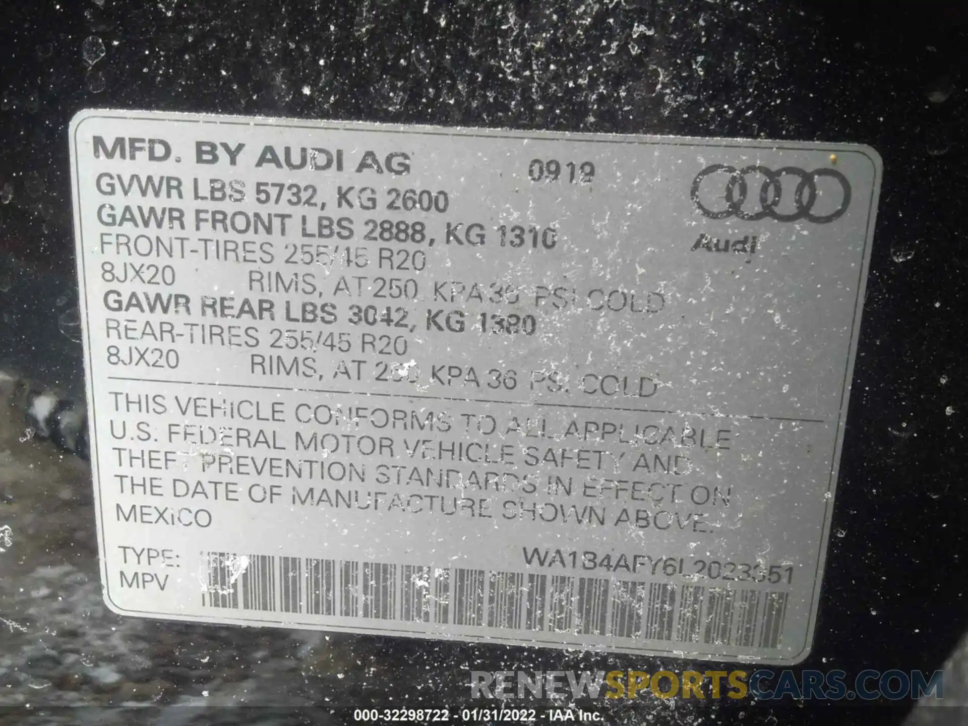 12 Photograph of a damaged car WA1B4AFY6L2023351 AUDI SQ5 2020