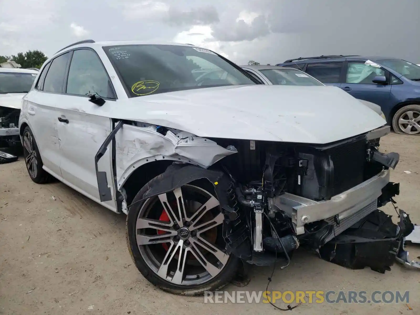 1 Photograph of a damaged car WA1B4AFY6L2068743 AUDI SQ5 2020