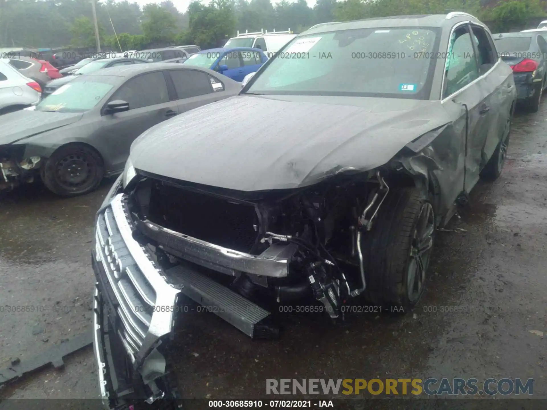 6 Photograph of a damaged car WA1B4AFY6L2100803 AUDI SQ5 2020