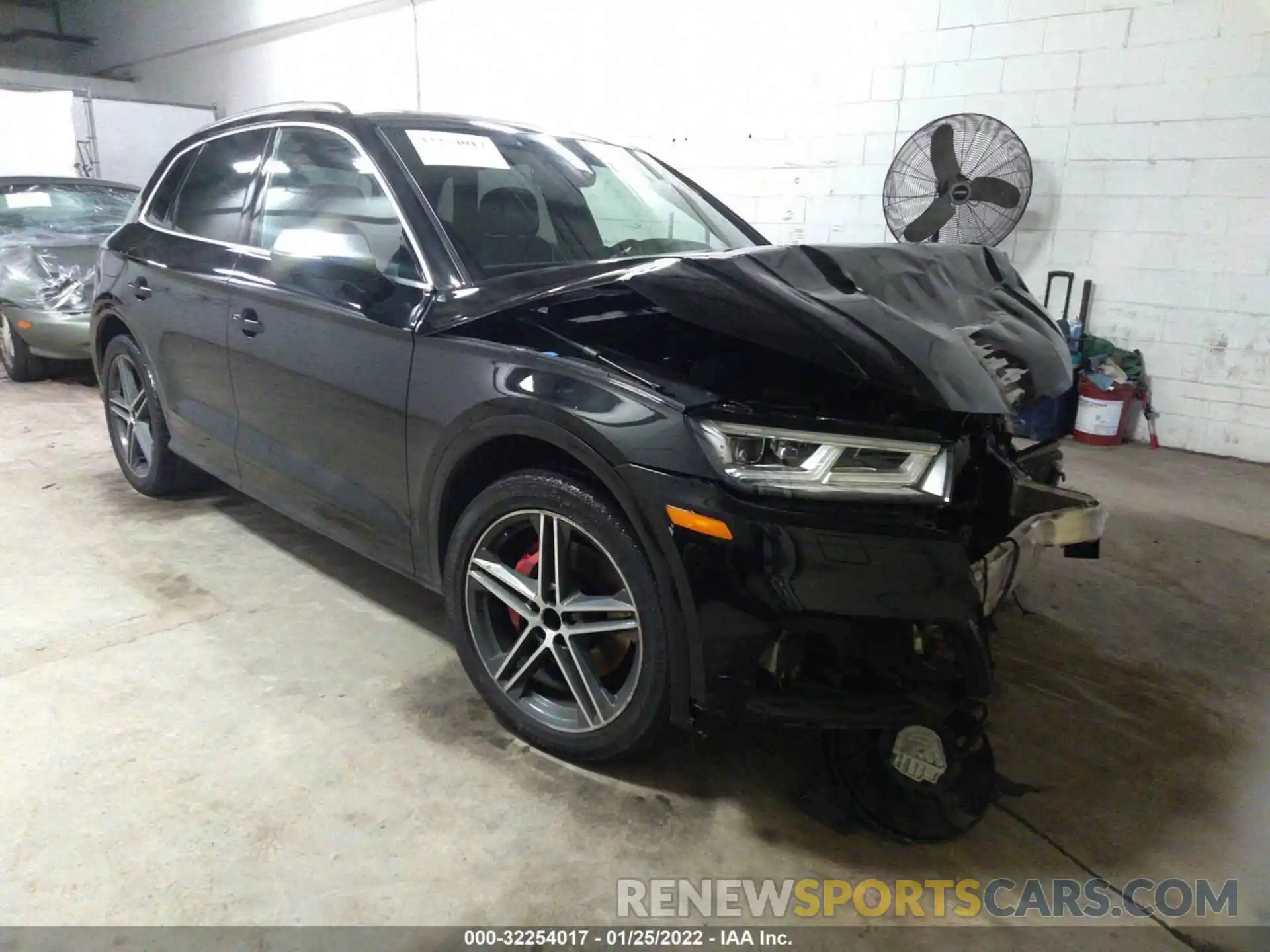 1 Photograph of a damaged car WA1B4AFY7L2072574 AUDI SQ5 2020