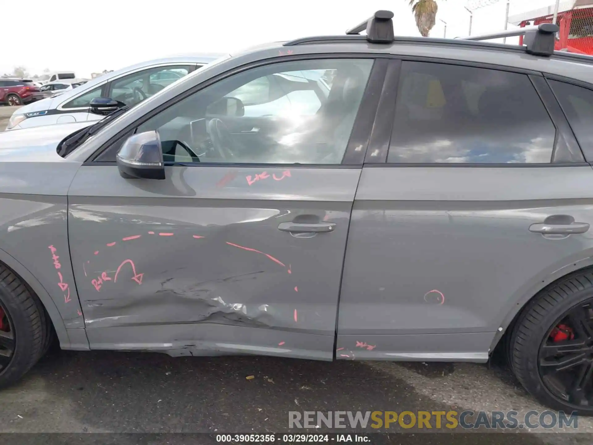 15 Photograph of a damaged car WA1B4AFY7L2080237 AUDI SQ5 2020