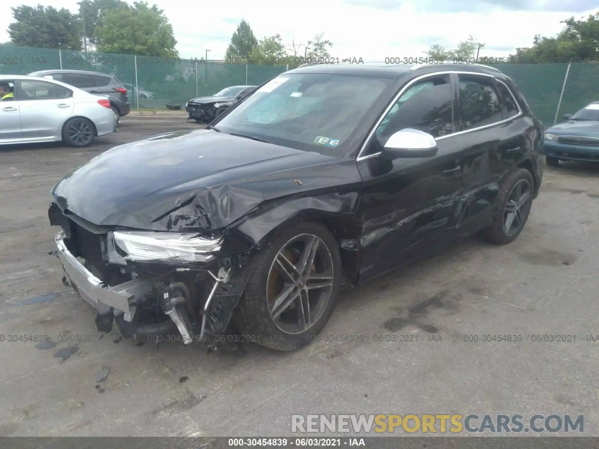 2 Фотография поврежденного автомобиля WA1B4AFY8L2023903 AUDI SQ5 2020