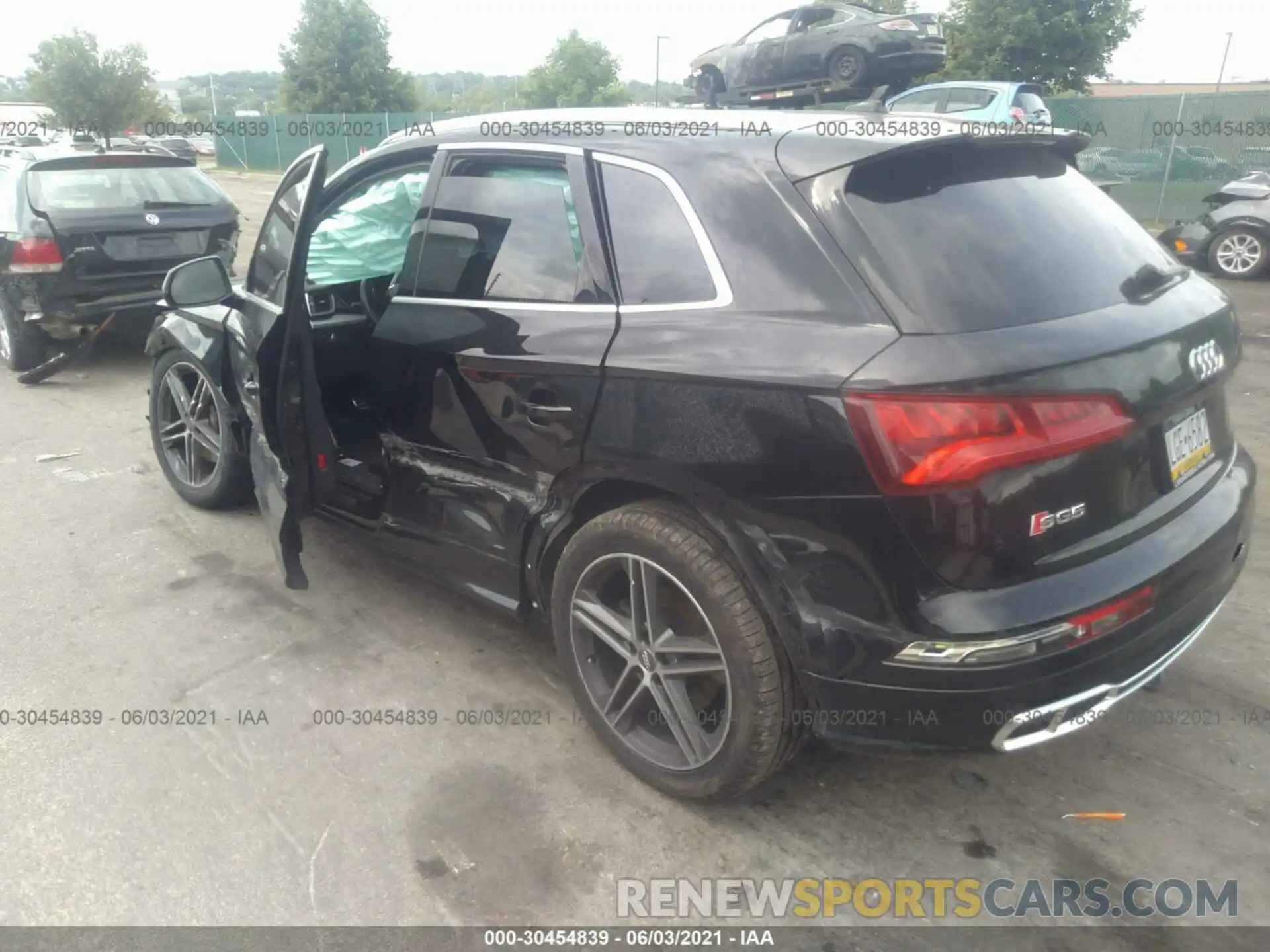 3 Фотография поврежденного автомобиля WA1B4AFY8L2023903 AUDI SQ5 2020