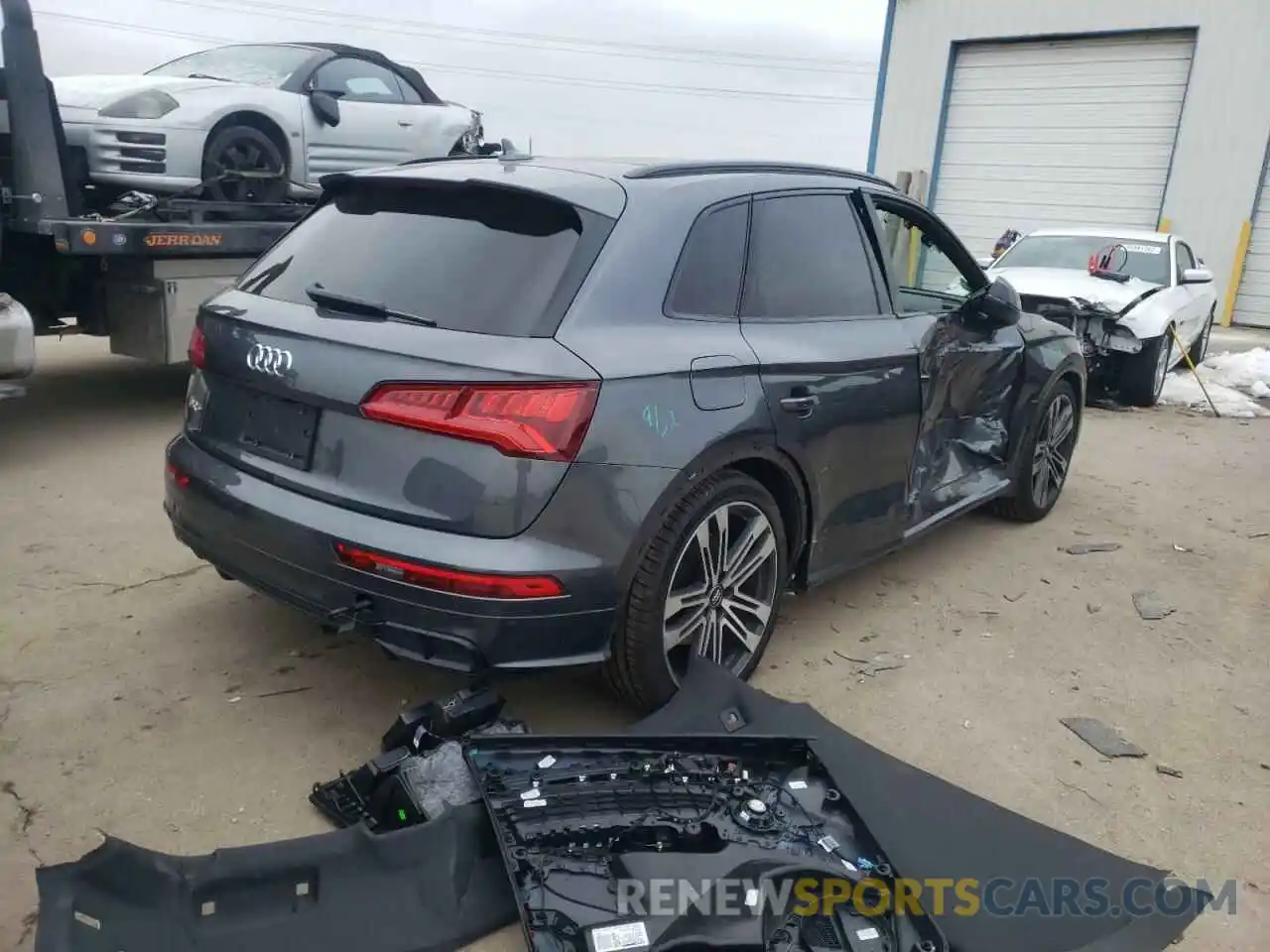 4 Фотография поврежденного автомобиля WA1B4AFY9L2014367 AUDI SQ5 2020