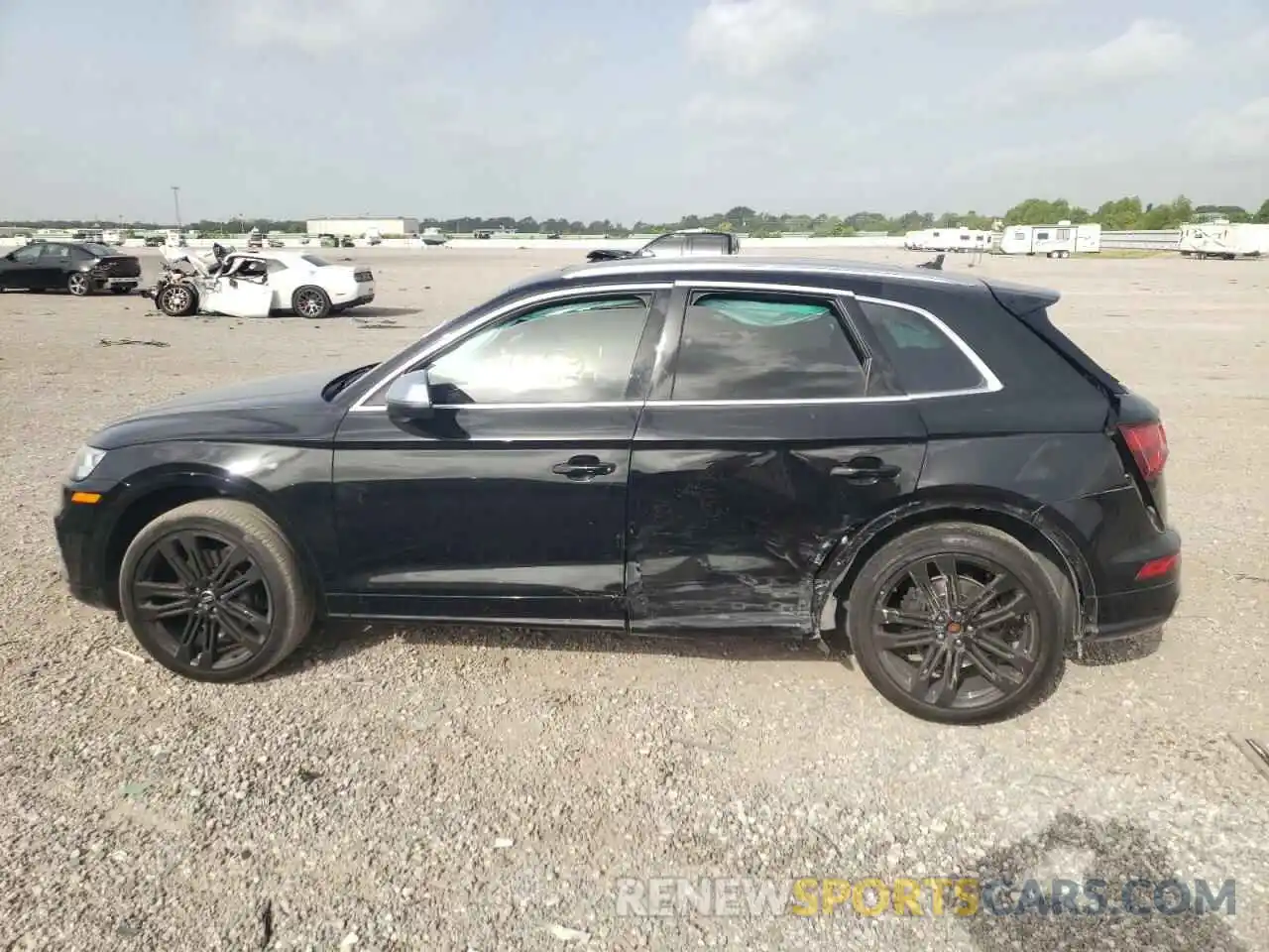 9 Фотография поврежденного автомобиля WA1B4AFY9L2037969 AUDI SQ5 2020