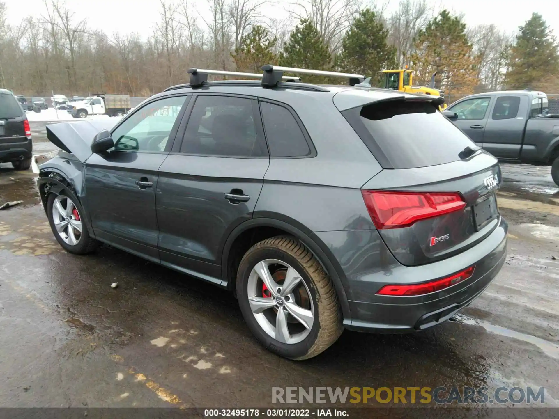 3 Photograph of a damaged car WA1B4AFYXL2019786 AUDI SQ5 2020