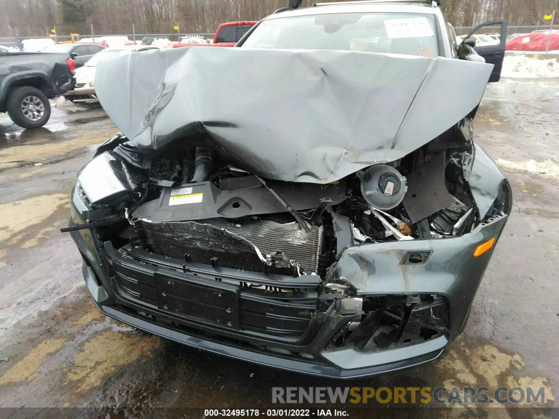 6 Photograph of a damaged car WA1B4AFYXL2019786 AUDI SQ5 2020