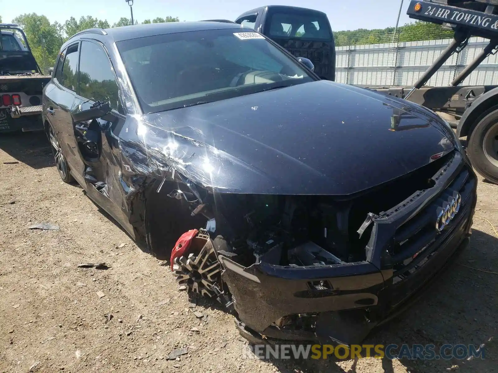 1 Photograph of a damaged car WA1C4AFY0L2081069 AUDI SQ5 2020