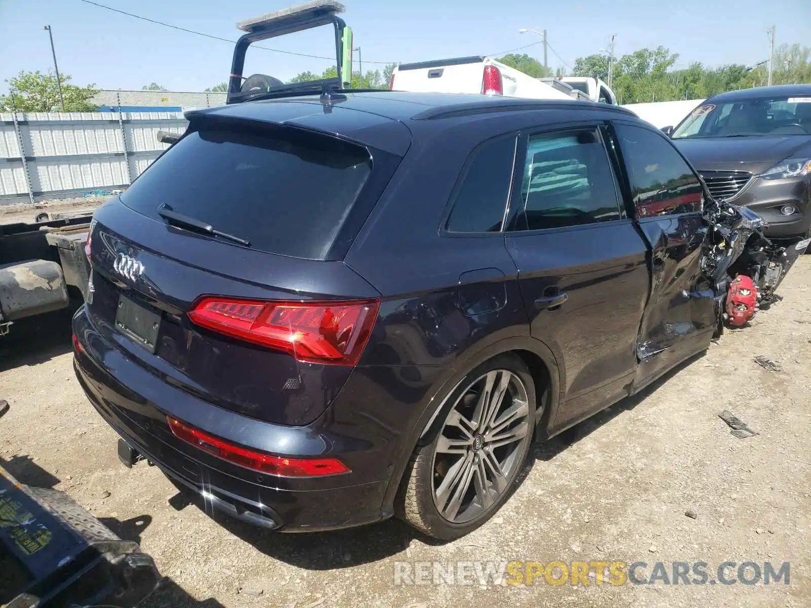 4 Фотография поврежденного автомобиля WA1C4AFY0L2081069 AUDI SQ5 2020