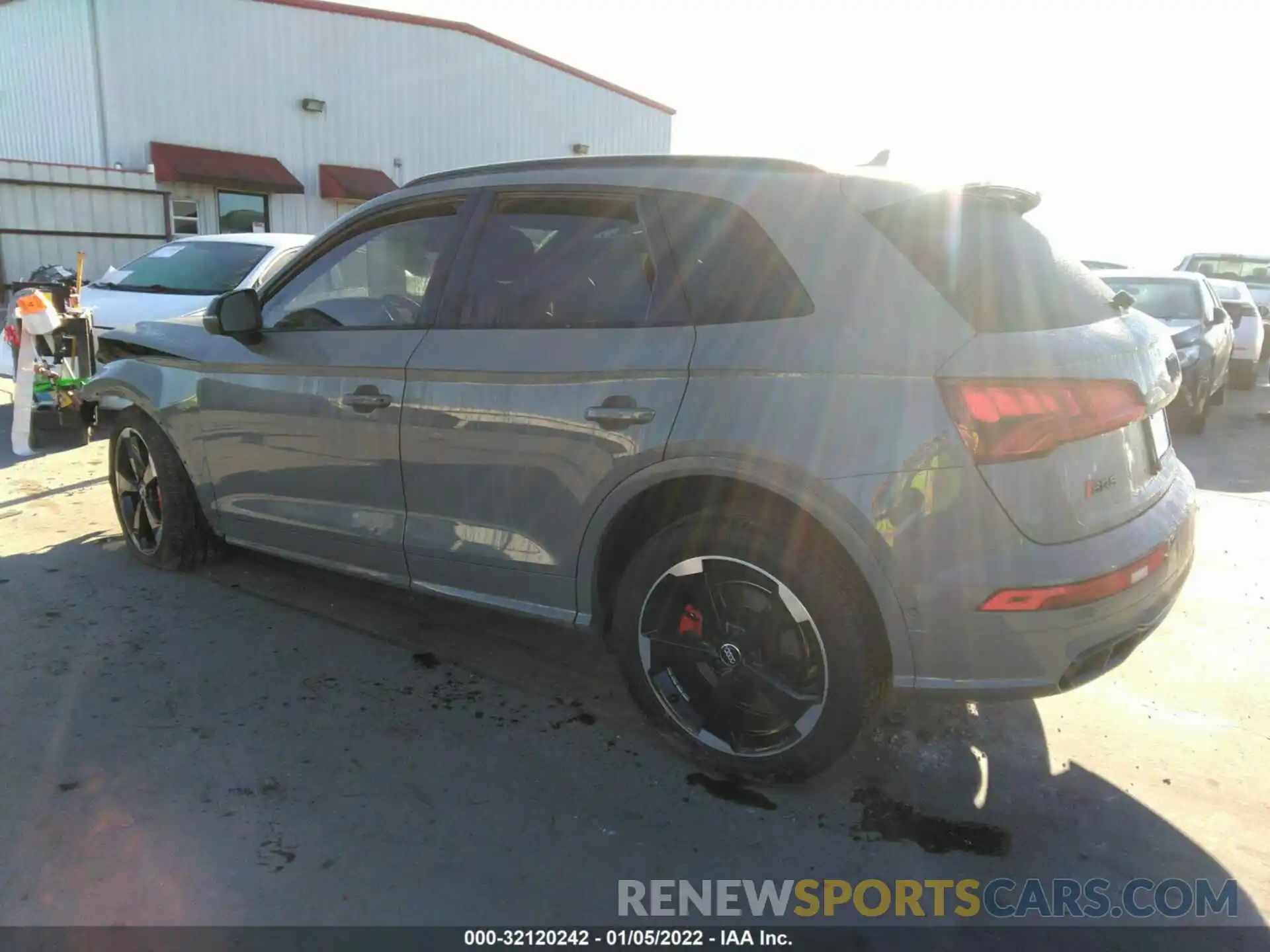 3 Photograph of a damaged car WA1C4AFY7L2058386 AUDI SQ5 2020