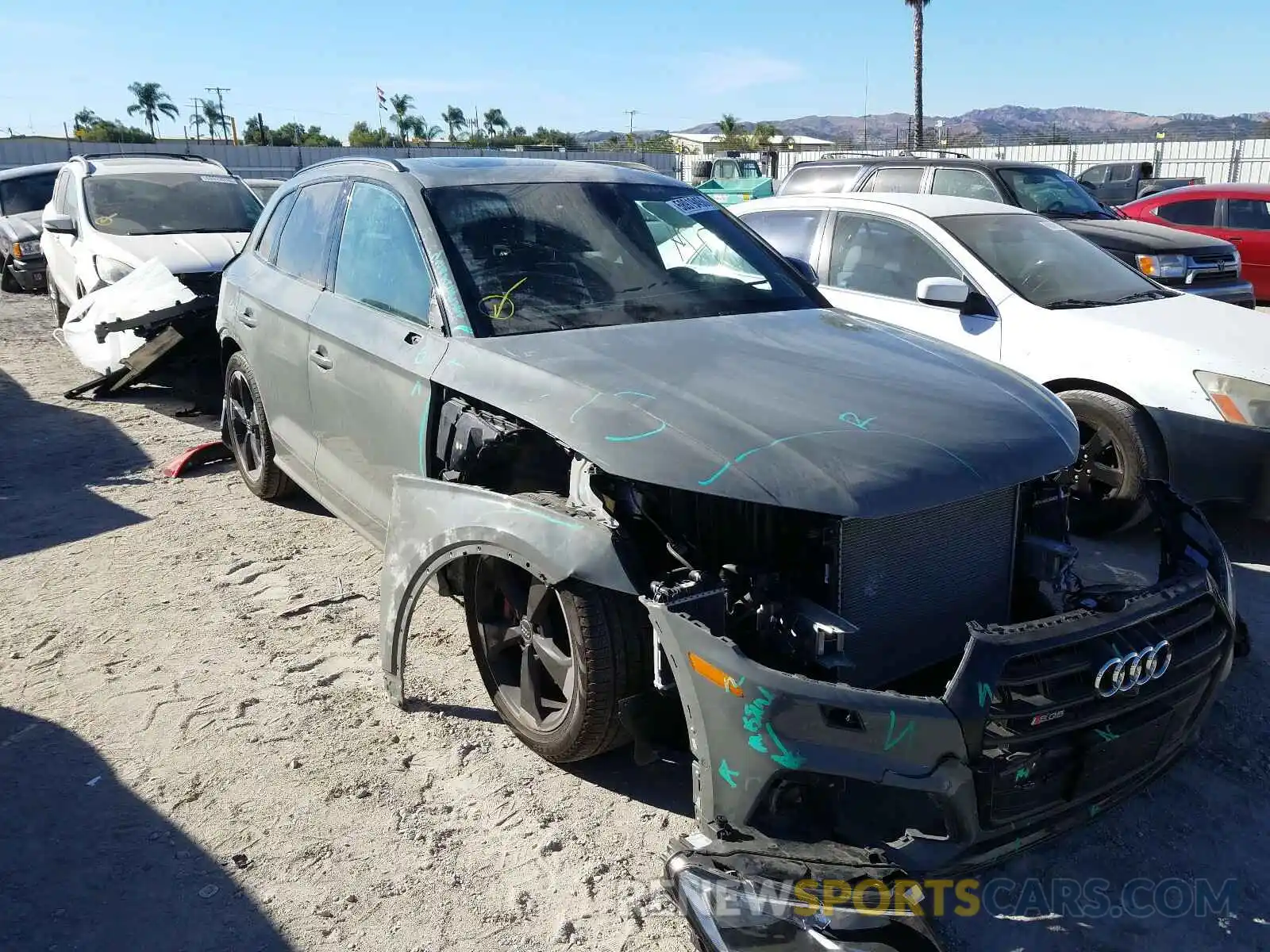 1 Фотография поврежденного автомобиля WA1C4BFY1L2013238 AUDI SQ5 2020