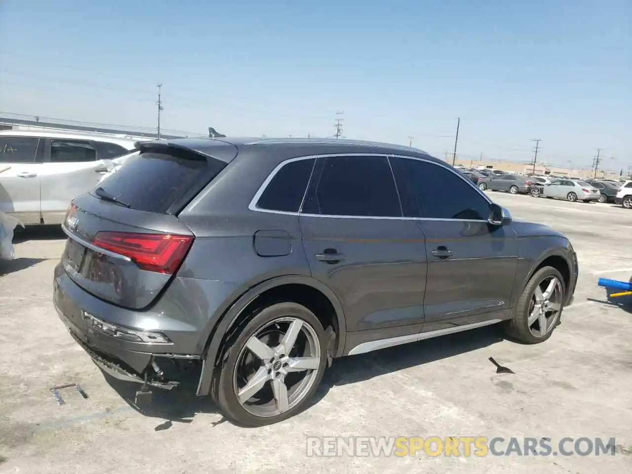 4 Фотография поврежденного автомобиля WA1A4AFYXM2033751 AUDI SQ5 2021