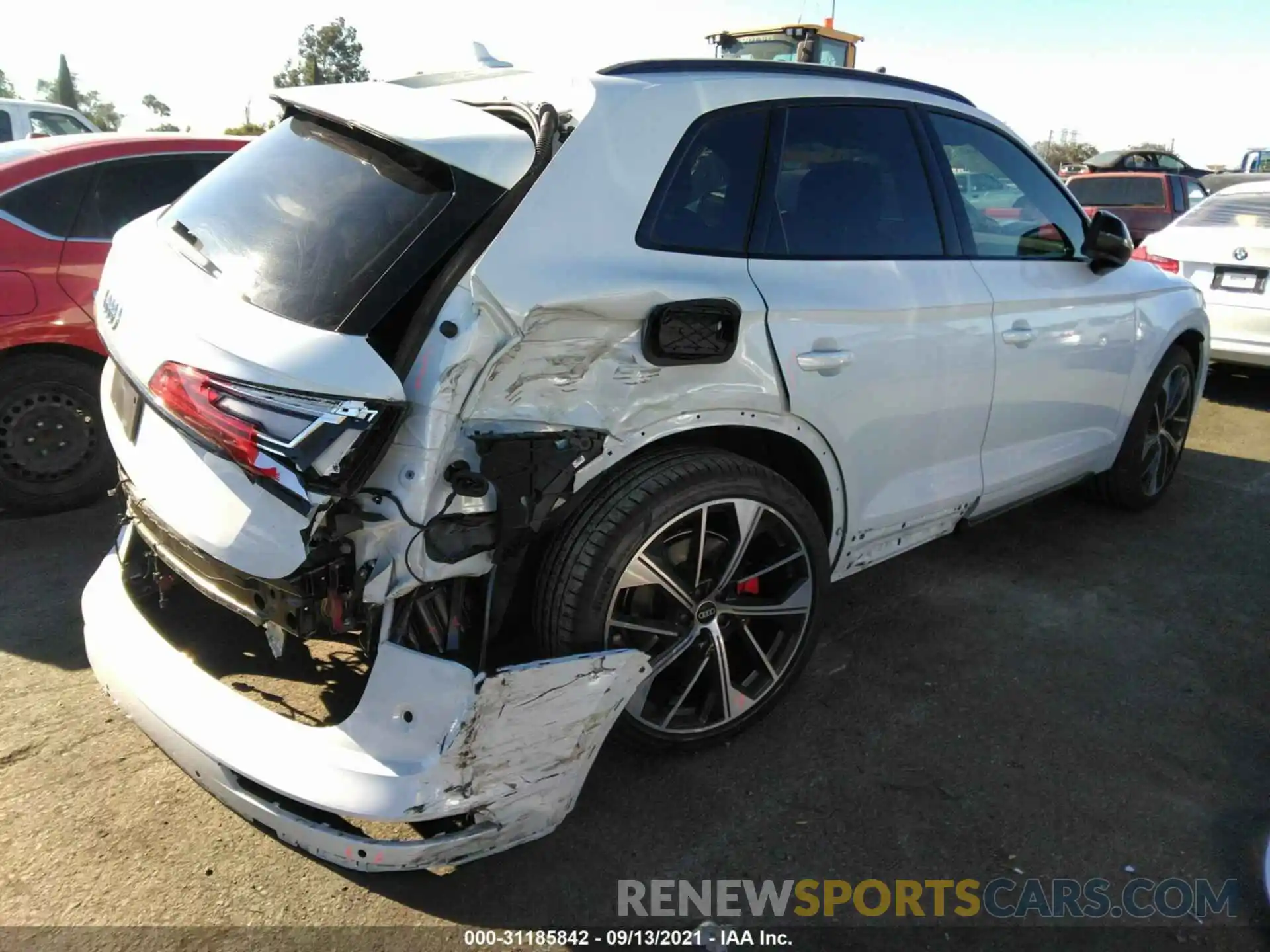 4 Photograph of a damaged car WA1B4AFY0M2006112 AUDI SQ5 2021